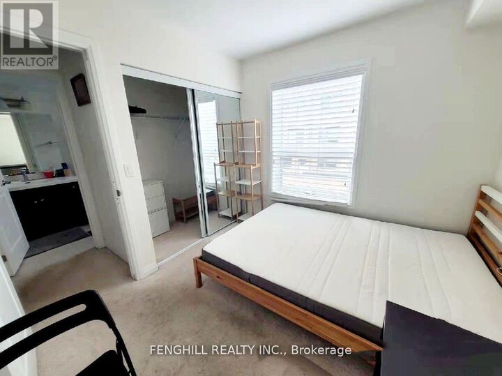 Property Photo:  34 Frederick Tisdale Drive Room 2  ON M3K 2B8 