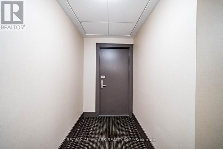 Property Photo:  2015 Sheppard Avenue East 407  ON M2J 0B3 
