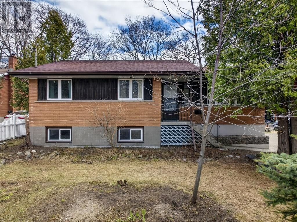 Property Photo:  147 Harry  ON P3B 3E3 