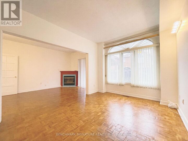Property Photo:  102 Greensboro Drive  ON L3R 0V8 