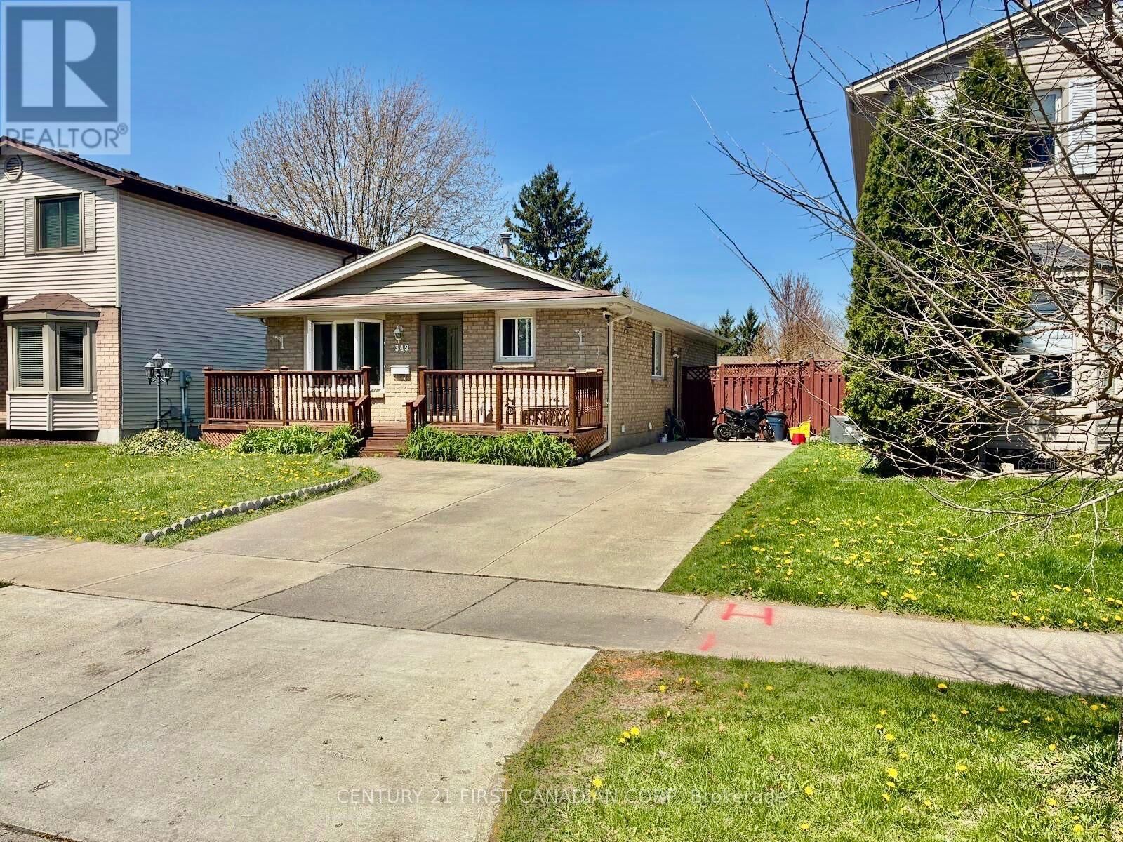 Property Photo:  349 Banbury Crescent  ON N5Z 4V1 