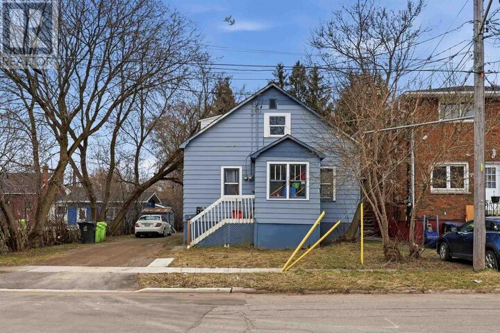 Property Photo:  733 McKenzie Ave  ON P6C 1H2 