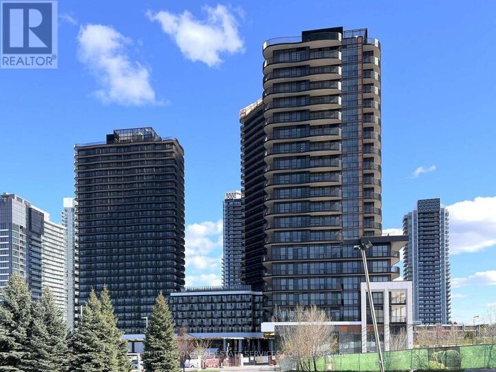 Property Photo:  68 Esther Shiner Boulevard 568  ON M2K 0J8 