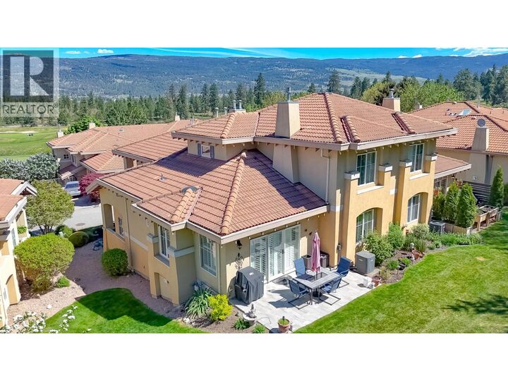 Photo de la propriété: 2310 Country Club Drive BC V1V 2A6
