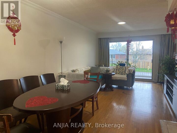 Property Photo:  58 Kitchener Road Main#2  ON M1E 2X5 