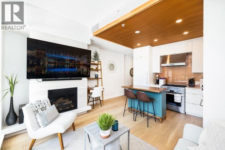 Property Photo:  6687 Nelson Avenue 504  BC V7W 2B2 