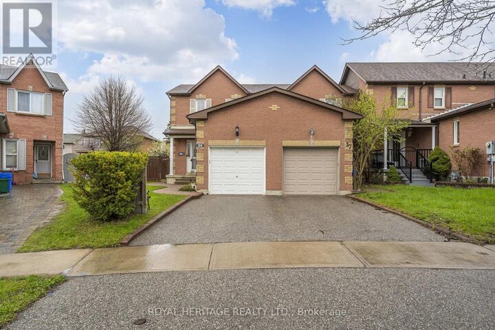 Property Photo:  35 Hughes Crescent  ON L1T 3P9 