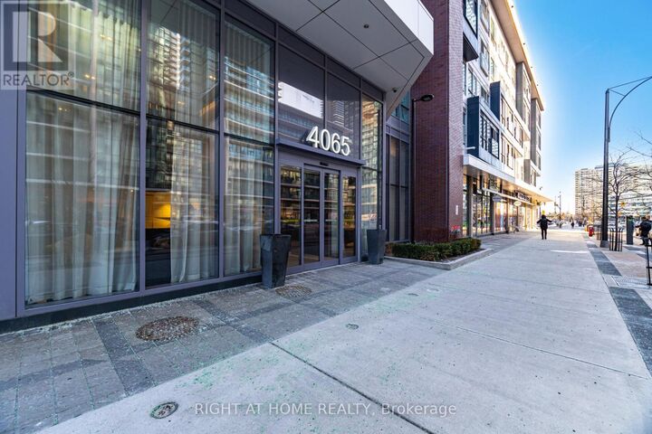 Property Photo:  4065 Confederation Parkway 4310  ON L5B 0L4 