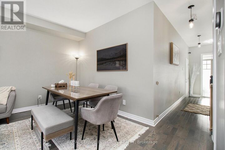 Property Photo:  675 Lauraleaf Crescent  ON K2J 6G7 