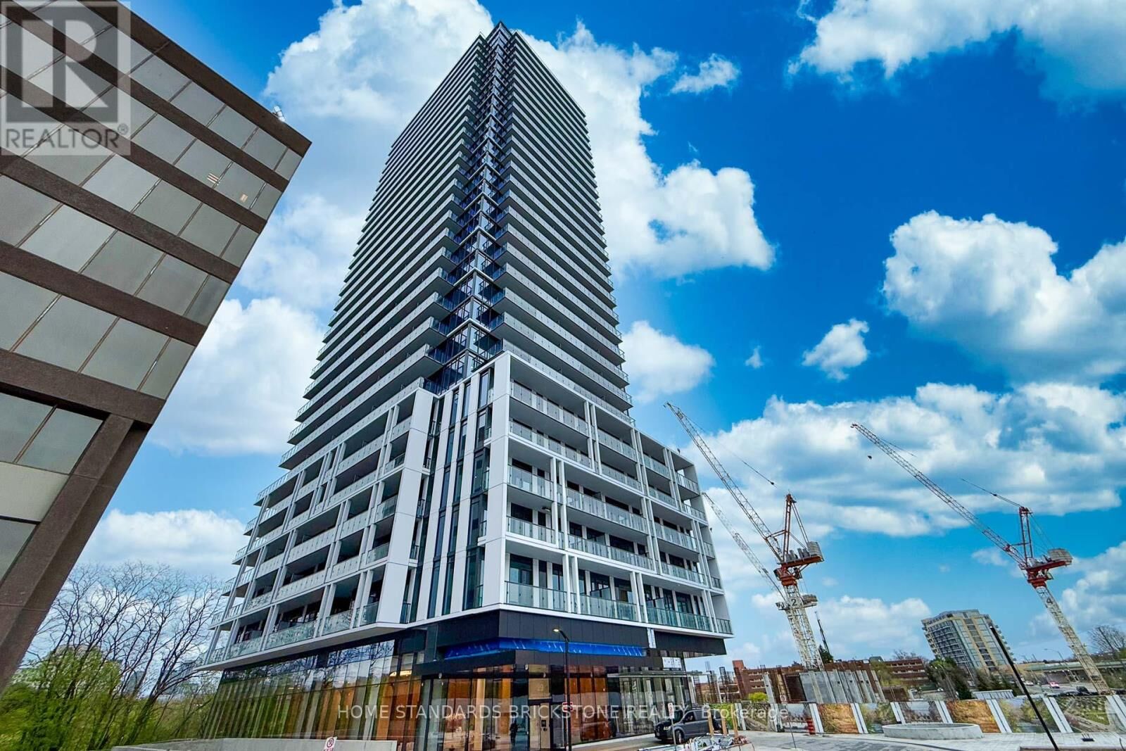 Property Photo:  29 Green Trail Court 1502  ON M2K 0J9 