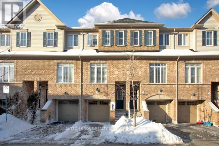Property Photo:  41 Martinworth Lane  ON L1Z 0L1 