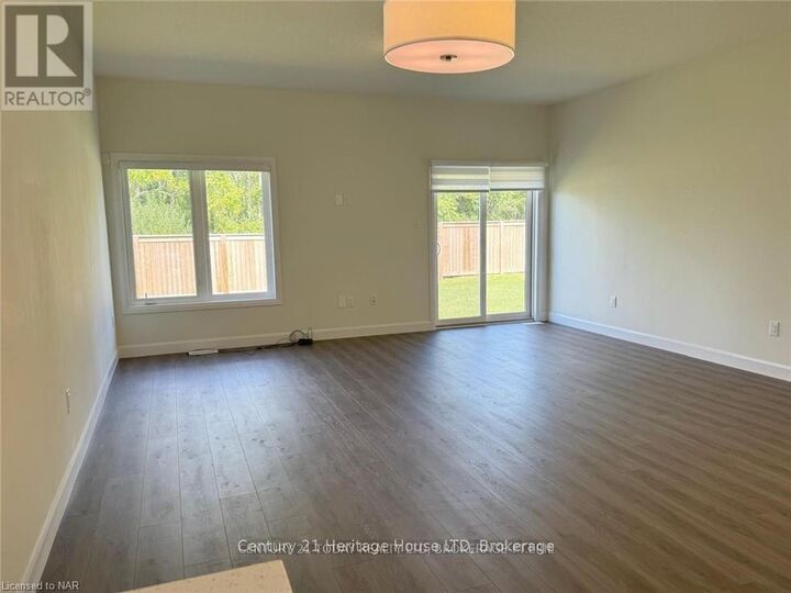 Property Photo:  11 Beach Walk Crescent  ON L0S 1N0 