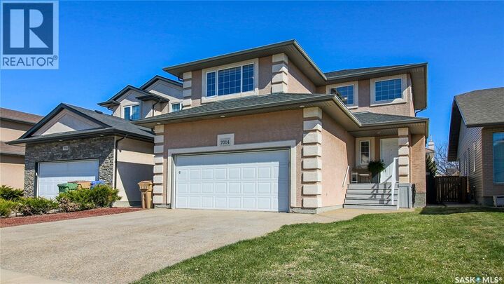 Property Photo:  7014 Wascana Cove Drive  SK S4V 3E9 