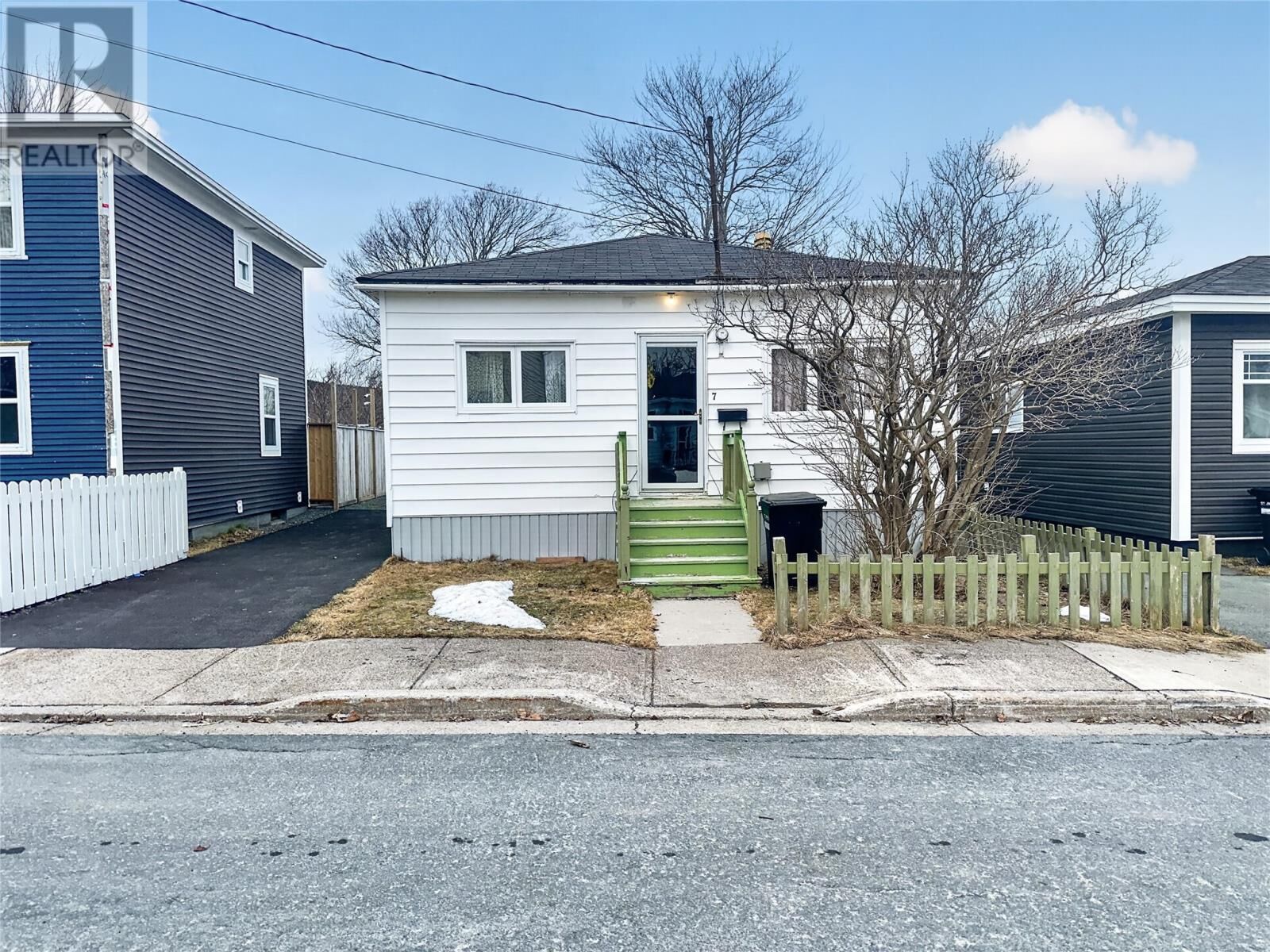 Property Photo:  7 Abbott Avenue  NL A1B 6B1 