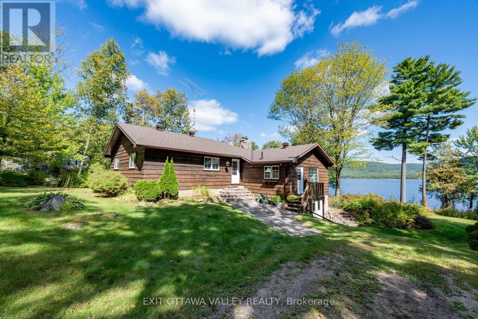Property Photo:  71 Delaney Lane  ON K0H 1P0 