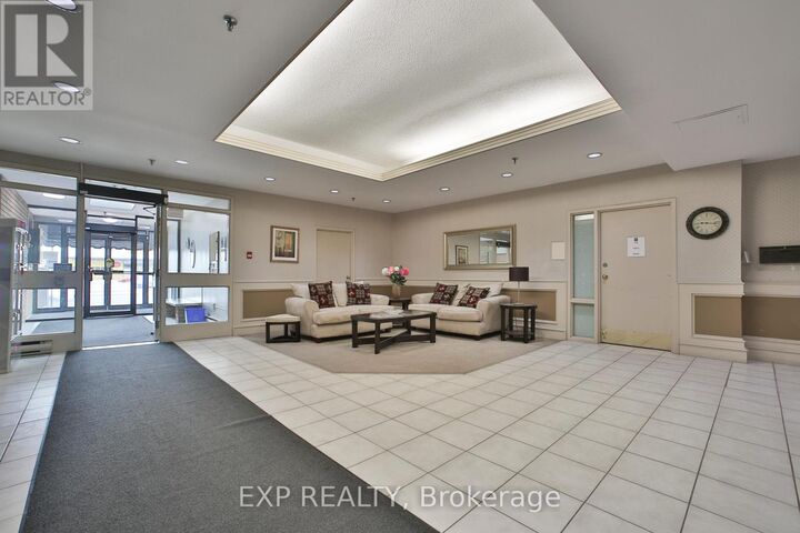 Property Photo:  432 Main Street East 802  ON L8N 1J9 