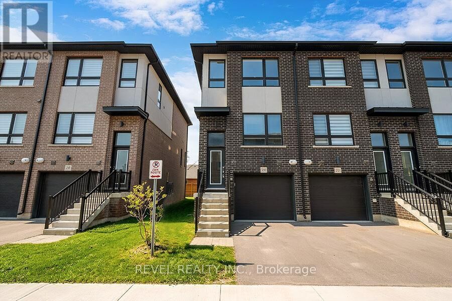 Property Photo:  720 Grey Street 28  ON N3S 0K2 