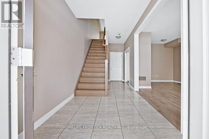 Property Photo:  3118 Postridge Drive  ON L6H 7E3 