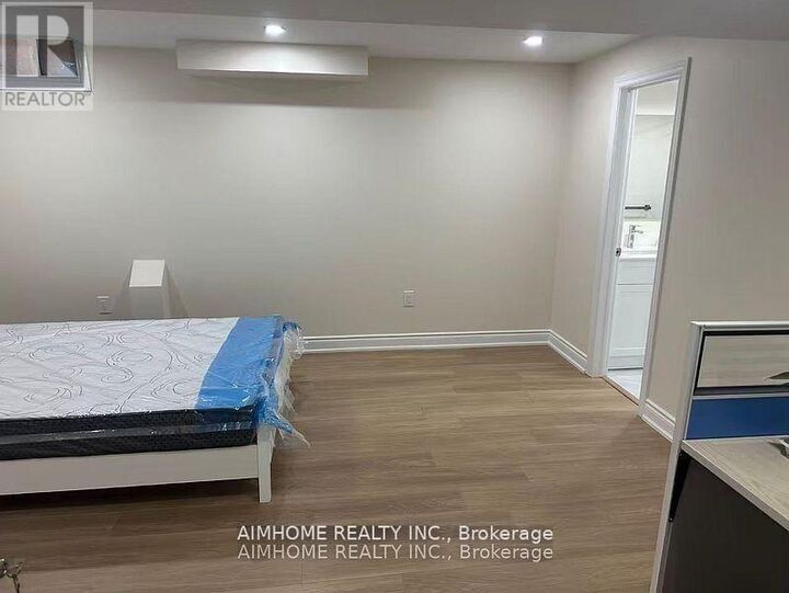 Property Photo:  1385 Military Trail  ON M1C 1A7 