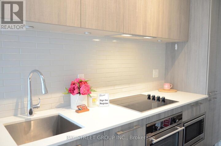 Property Photo:  3 Gloucester Street #910  ON M4Y 0C6 