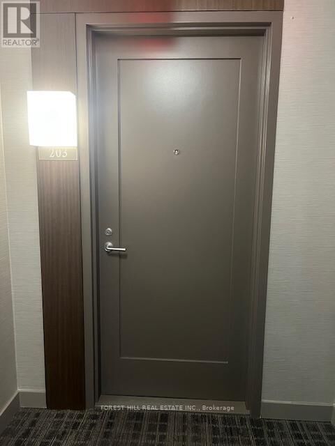 Property Photo:  310 Tweedsmuir Avenue 203  ON M5P 2Y2 