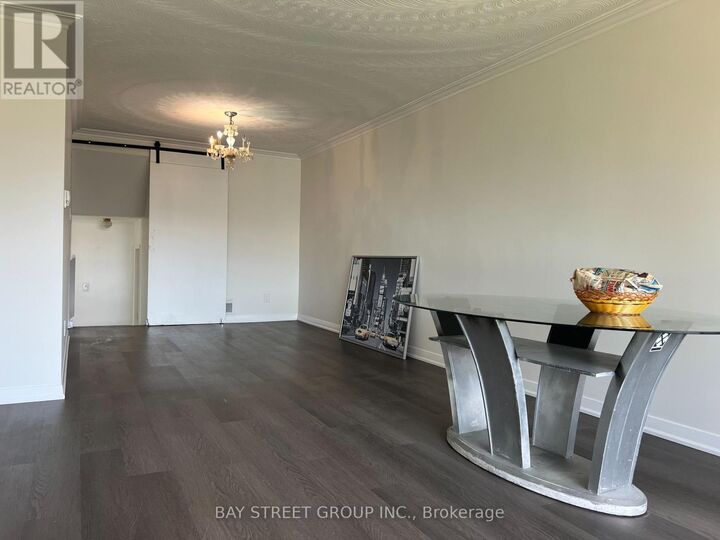 Property Photo:  2 Slidell Crescent  ON M3A 2C4 