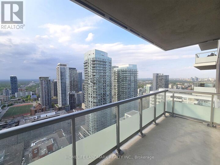 Property Photo:  50 Dunfield Avenue 3318  ON M4S 0E4 