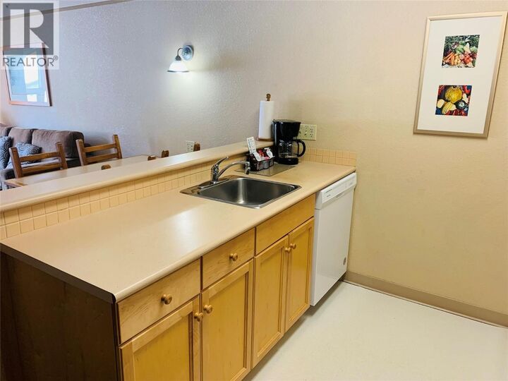 Property Photo: 500 Stemwinder Drive 403 BC V1A 2Y6