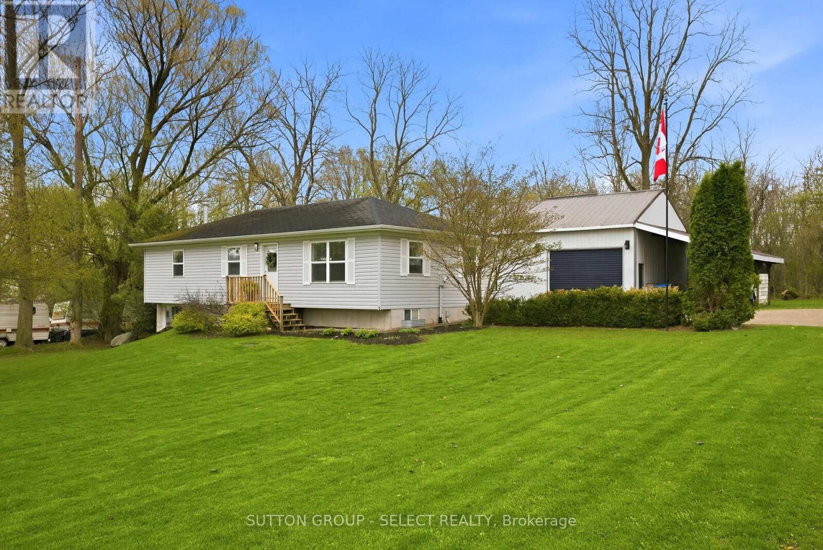 Property Photo:  41165 Kirkton Road  ON N0M 1S5 