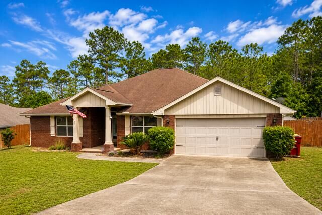 Property Photo:  117 Strike Eagle Drive  FL 32536 