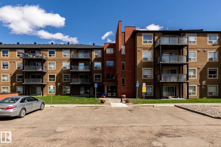 Property Photo:  13907 136 Street NW 214  AB T6V 1Y4 