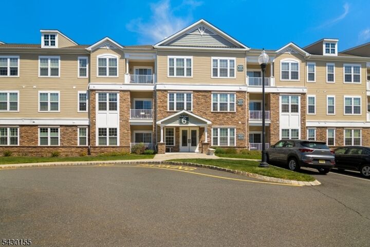Property Photo:  6102 Veterans Dr 102  NJ 07885 