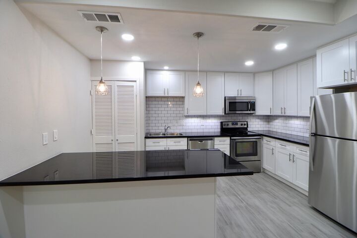 Property Photo:  5929 Queensloch Drive 116  TX 77096 