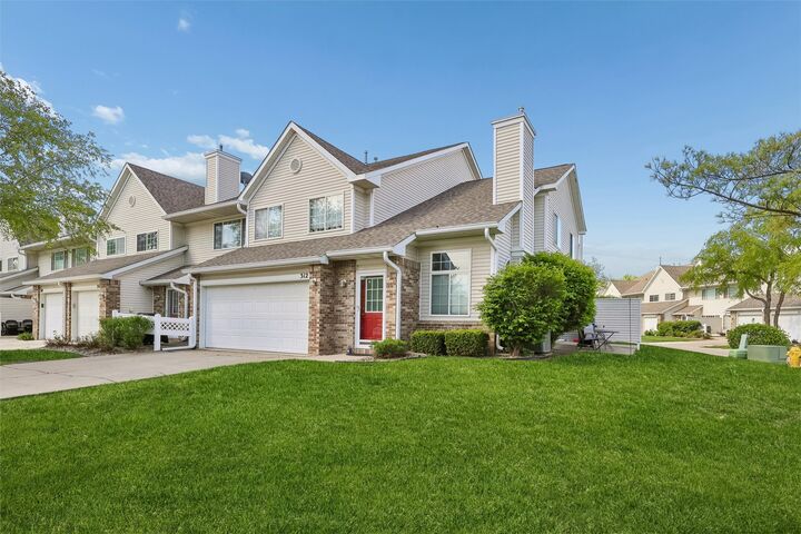 Property Photo:  150 S Prairie View Drive 312  IA 50266 