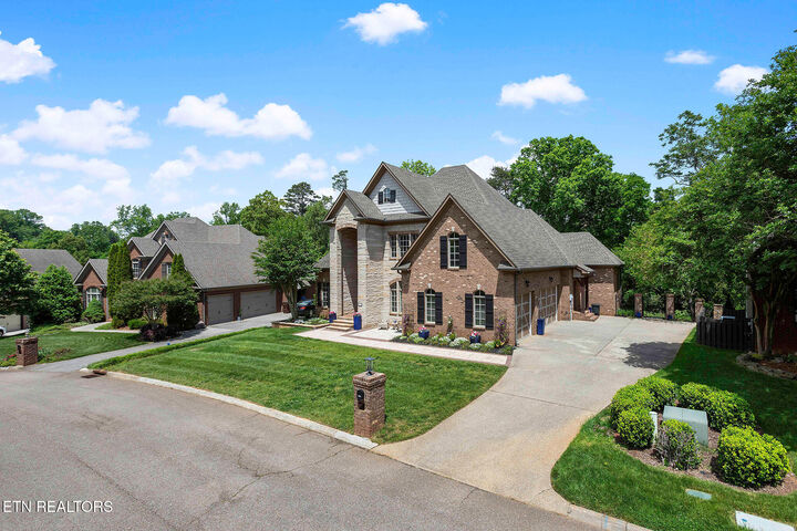 Property Photo: 1724 Duncan Woods Lane TN 37919