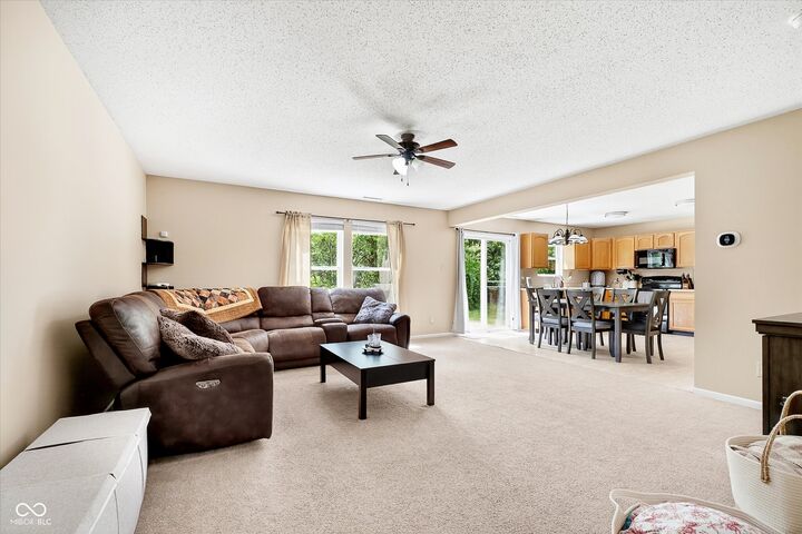 Property Photo:  925 Balto Drive  IN 46176 