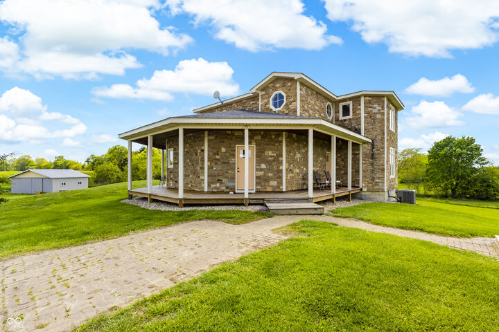 Property Photo: 14905 E 300 S IN 47232