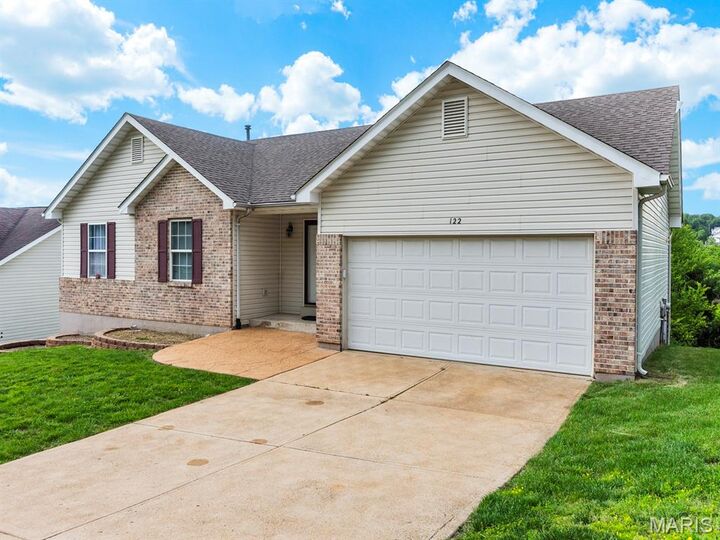 Property Photo:  122 Winter Valley Drive  MO 63026 