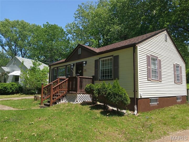 Property Photo: 2036 Raft Drive MO 63133