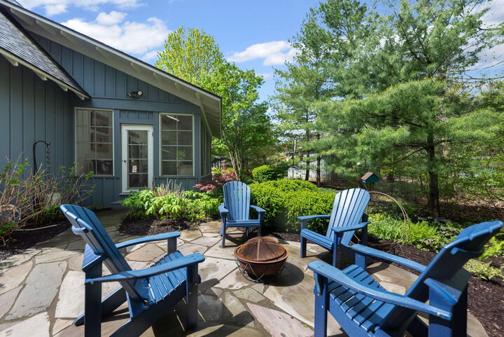 Property Photo:  28 Walden Way  MI 49117 