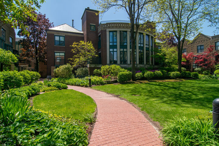 Property Photo:  1606 N Mohawk Street C  IL 60614 