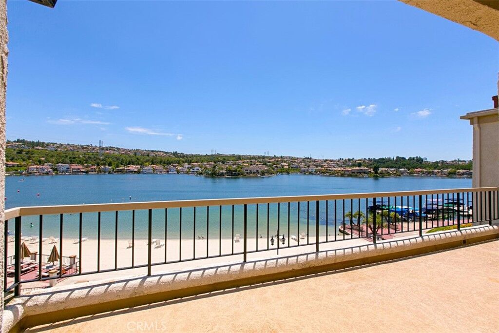Property Photo:  22564 Galilea 32  CA 92692 