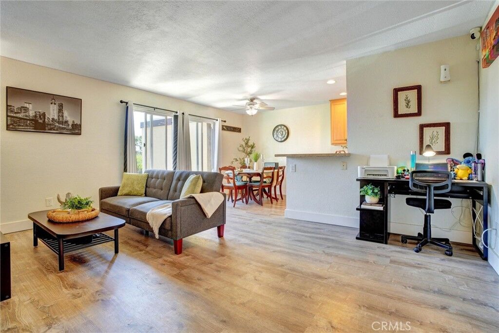 Property Photo:  1627 Pentecost 7  CA 92105 