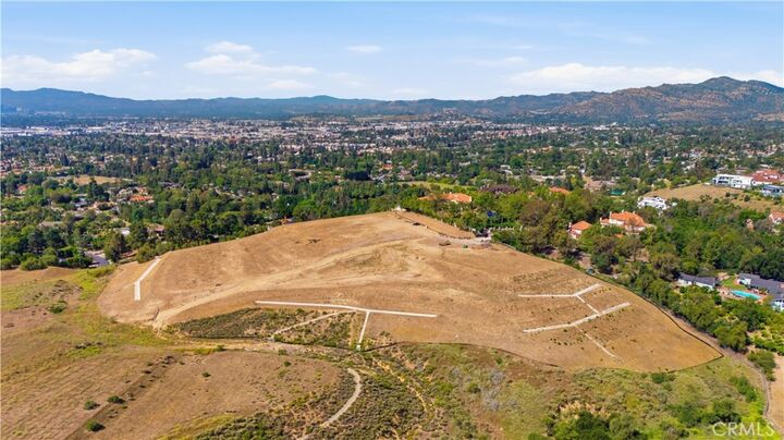 Property Photo: 10801 N Oakdale CA 91311