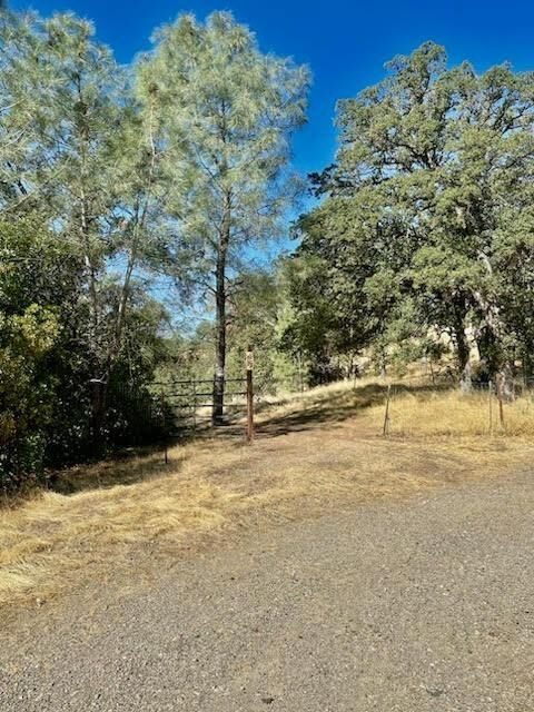 Property Photo:  6883 Navajo Point  CA 96021 