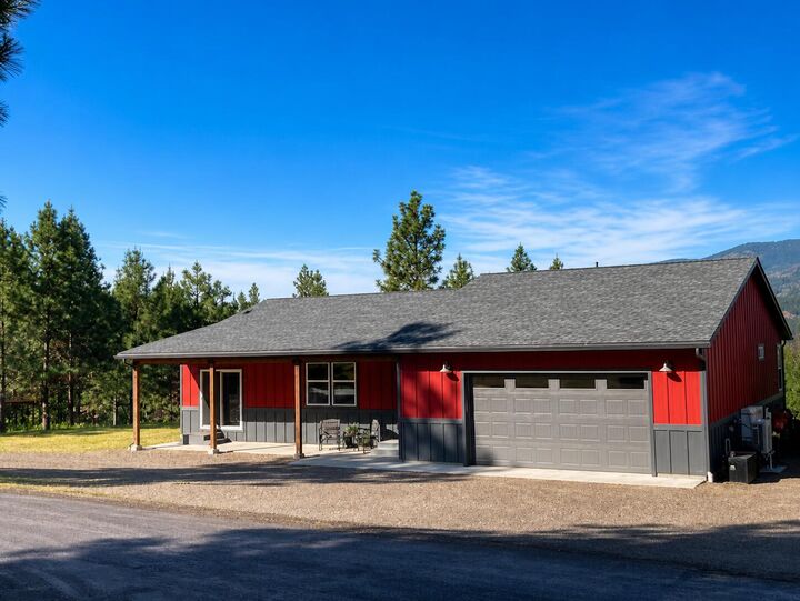 Property Photo: 1420 Sherman View Way WA 99141