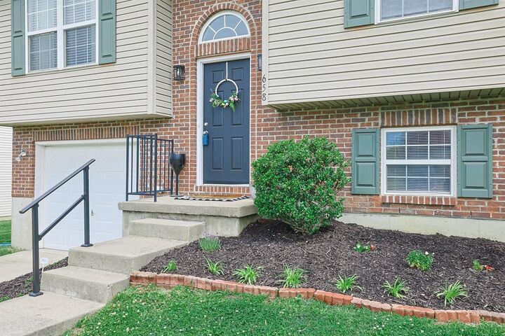Property Photo:  658 Colton Court  KY 41051 