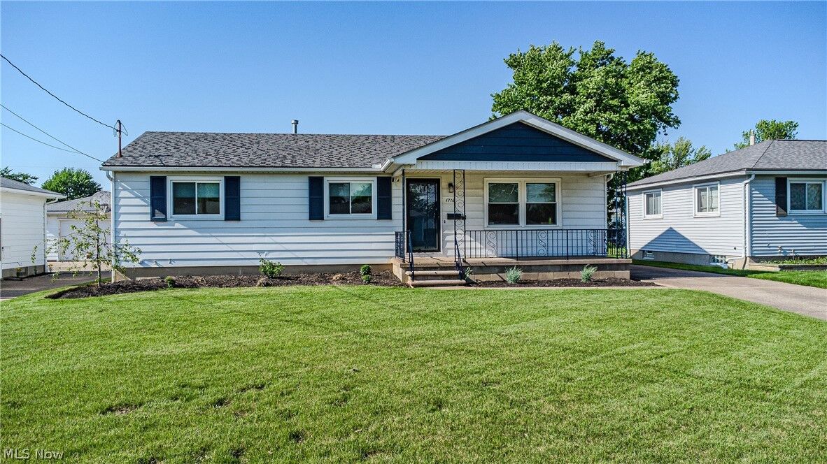 Property Photo:  1716 W 29th Street  OH 44052 