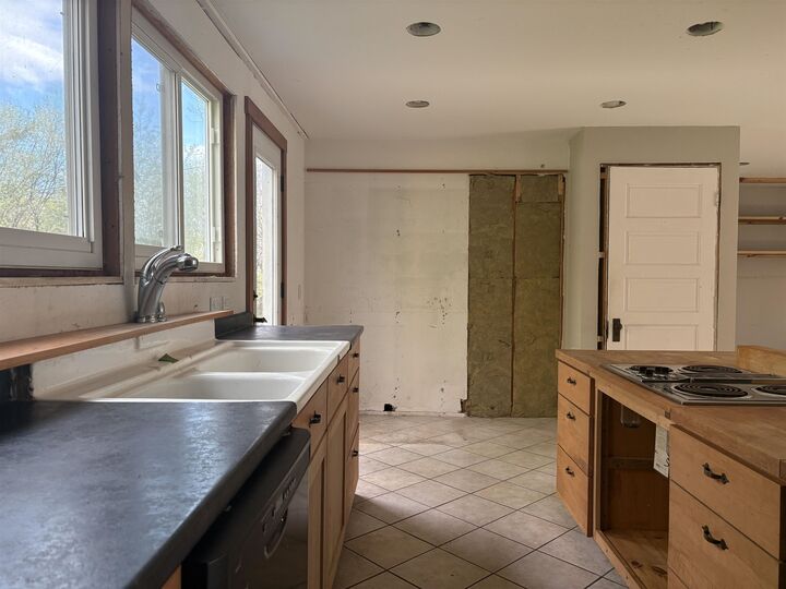 Property Photo:  18 Hazen Street  VT 05055 