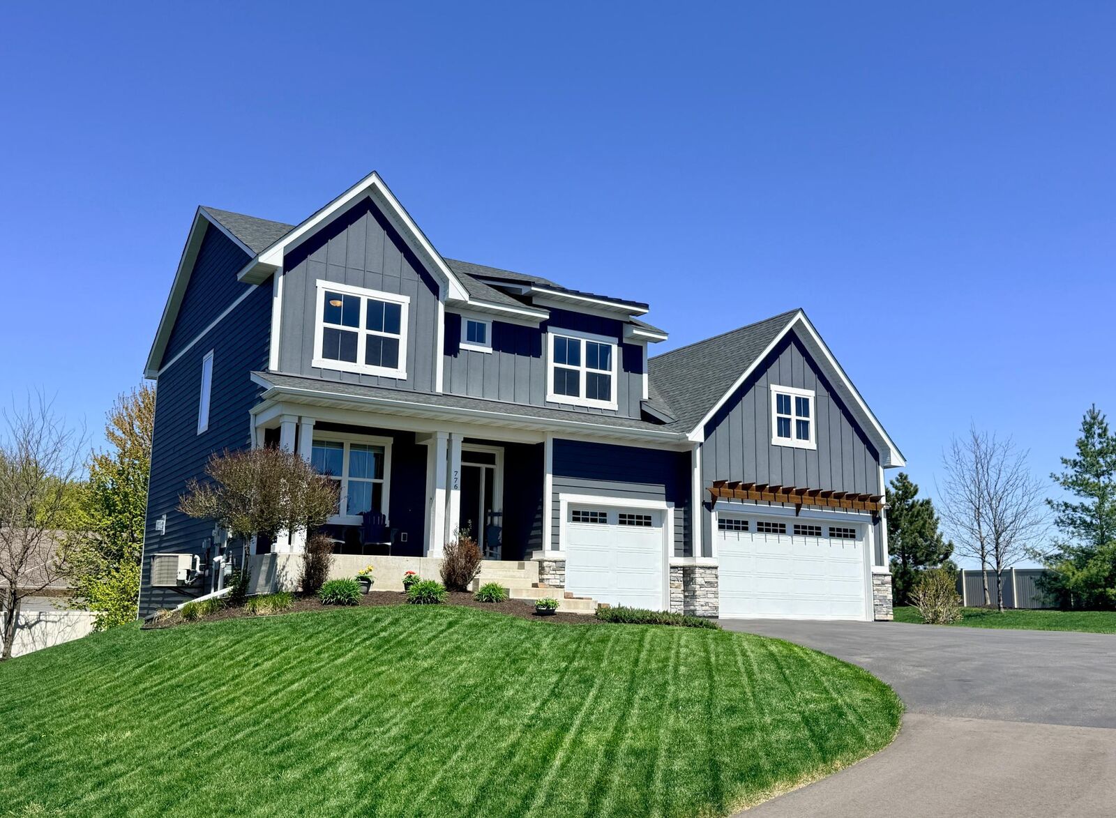 Property Photo:  776 Arbor Woods Road  MN 55386 